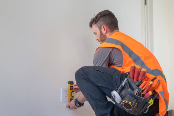 Best Residential Electrician Services  in Iowa City, IA